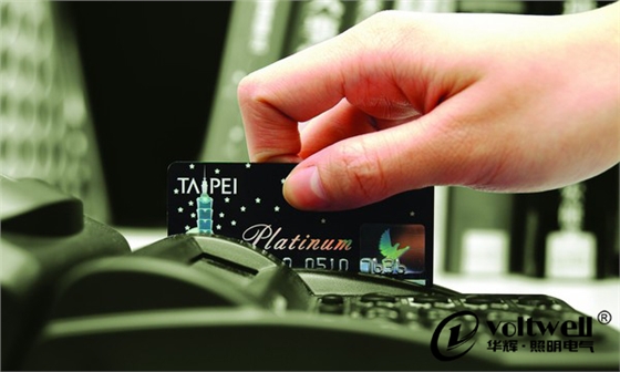 【華輝照明】品質(zhì)與服務(wù)，如何“雙輪驅(qū)動(dòng)”？