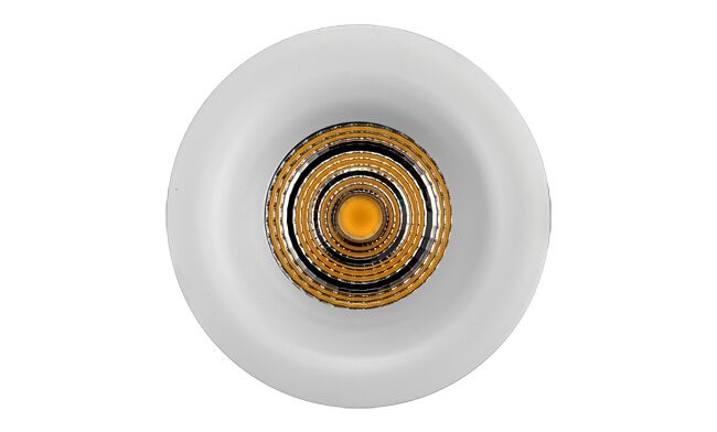 華輝照明專業(yè)生產(chǎn)LED筒燈，COB筒燈，全國(guó)行業(yè)領(lǐng)先，服務(wù)過全國(guó)各類工程達(dá)2000家。