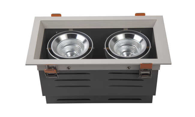 LED豆膽燈 18W 開孔尺寸240x120mm LED雙頭格柵射燈 LED豆膽燈 18W 開孔尺寸240x120mm LED雙頭格柵射燈