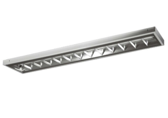 2.	華輝照明占地10多萬平方米，十幾條生產(chǎn)線，年生產(chǎn)上千萬套LED格柵燈盤廠家,產(chǎn)品有T8格柵燈盤，T5格柵燈盤，明裝格柵燈盤，暗裝格柵燈盤。