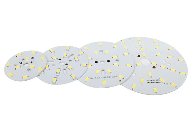 廣東筒燈，led筒燈，筒燈廠家，COB筒燈知名品牌華輝照明，公司產(chǎn)品通過(guò)3C、CE、UL、VDE等國(guó)內(nèi)外權(quán)威認(rèn)證。