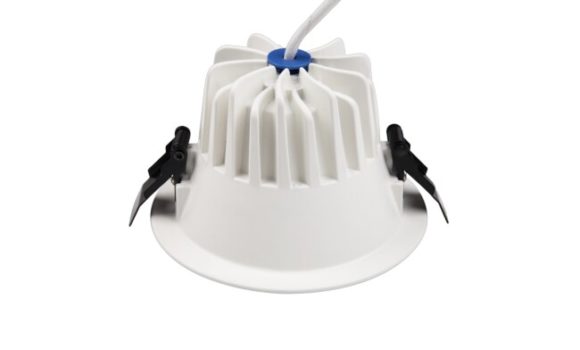 廣東筒燈，led筒燈，筒燈廠家，COB筒燈知名品牌華輝照明，公司產(chǎn)品通過3C、CE、UL、VDE等國內(nèi)外權(quán)威認(rèn)證。