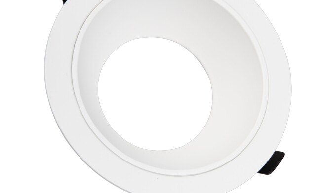 華輝照明專業(yè)生產(chǎn)LED筒燈，COB筒燈，全國行業(yè)領(lǐng)先，服務過全國各類工程達2000家。