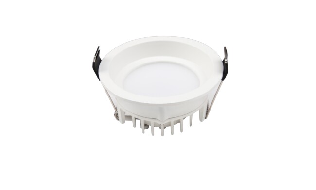 華輝照明LED筒燈驅(qū)動為恒流隔離外置驅(qū)動，便于安裝維護(hù)，與光源板實(shí)現(xiàn)完美匹配。