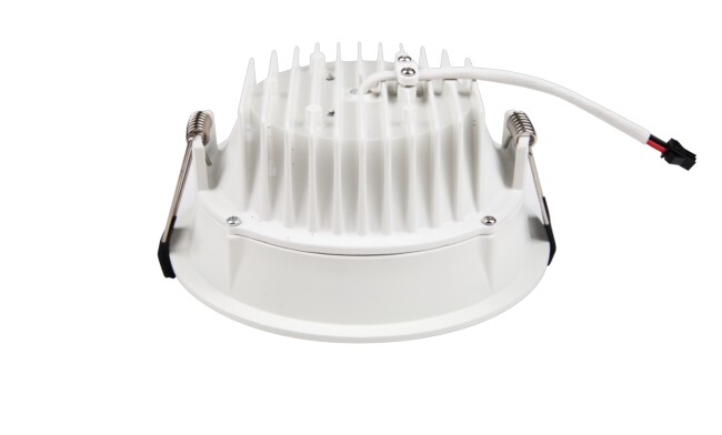 廣東筒燈，led筒燈，筒燈廠家，COB筒燈知名品牌華輝照明，公司產(chǎn)品通過3C、CE、UL、VDE等國內(nèi)外權(quán)威認(rèn)證。