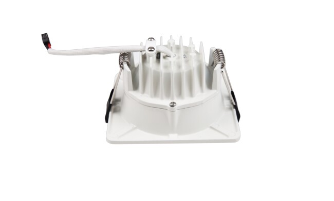 廣東筒燈，led筒燈，筒燈廠家，COB筒燈知名品牌華輝照明，公司產(chǎn)品通過(guò)3C、CE、UL、VDE等國(guó)內(nèi)外權(quán)威認(rèn)證。