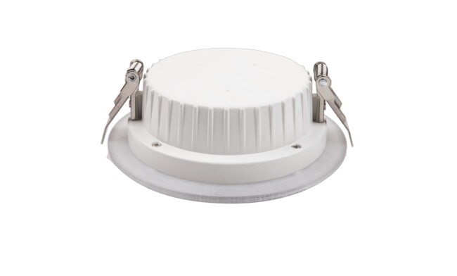 華輝照明專業(yè)LED筒燈廠家，標(biāo)準(zhǔn)的流程與質(zhì)檢程序確保COB筒燈質(zhì)量穩(wěn)定如一。