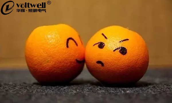 來自一個(gè)賣燈人的獨(dú)白