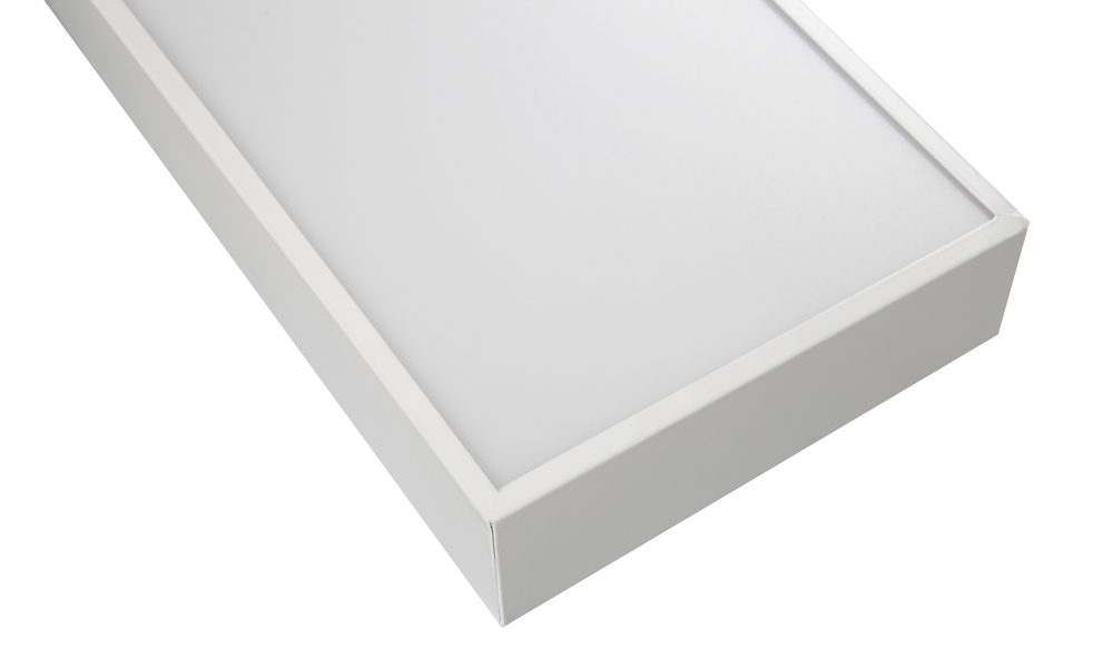 3.	華輝照明成立于1987年，是一家專業(yè)生產(chǎn)面板燈,led面板燈,面板燈廠家,直發(fā)光面板燈，側(cè)發(fā)光面板燈的大型企業(yè)。